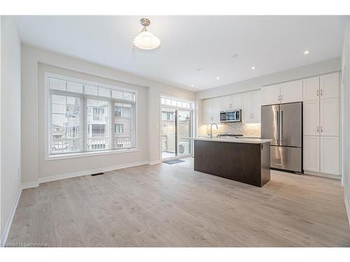 9-288 Glover Road, Stoney Creek, ON - Indoor Photo Showing Kitchen With Stainless Steel Kitchen