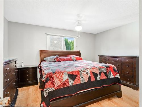 103 Williamson Drive, Haldimand County, ON - Indoor Photo Showing Bedroom