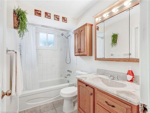 103 Williamson Drive, Haldimand County, ON - Indoor Photo Showing Bathroom