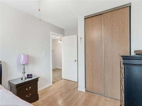 103 Williamson Drive, Haldimand County, ON - Indoor Photo Showing Bedroom