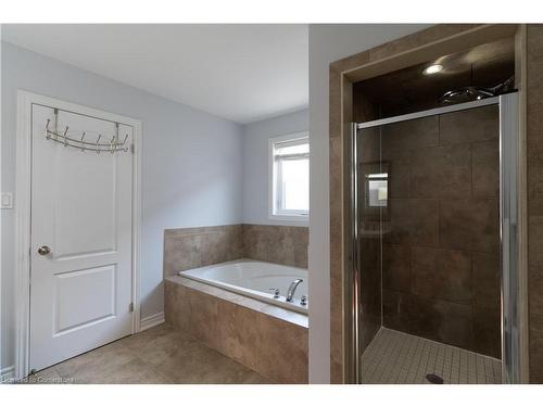 59 Kopperfield Lane, Mount Hope, ON - Indoor Photo Showing Bathroom