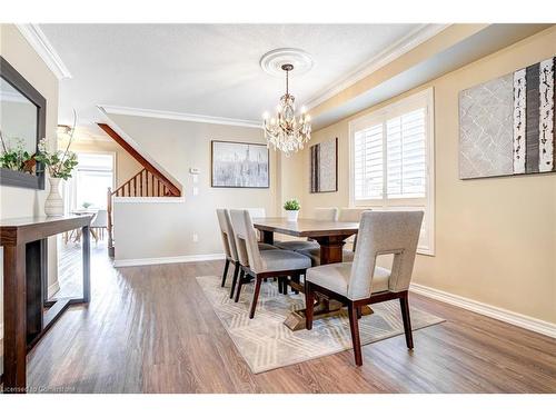 175 Spring Creek Drive, Waterdown, ON - Indoor Photo Showing Dining Room