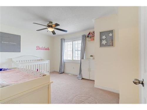 175 Spring Creek Drive, Waterdown, ON - Indoor Photo Showing Bedroom