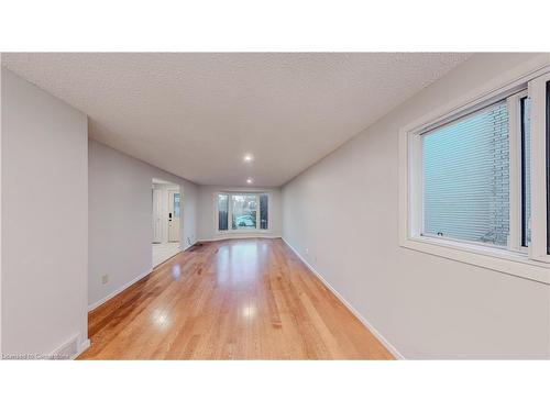 118 Rolling Meadows Drive, Kitchener, ON - Indoor Photo Showing Other Room