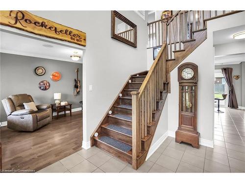 70 Oakdale Boulevard, Smithville, ON - Indoor Photo Showing Other Room