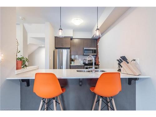 57-377 Glancaster Road, Ancaster, ON - Indoor Photo Showing Kitchen With Stainless Steel Kitchen With Double Sink