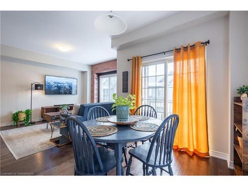 57-377 Glancaster Road, Ancaster, ON - Indoor Photo Showing Dining Room