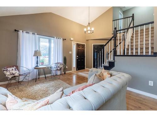 45 Tartan Drive, Caledonia, ON - Indoor Photo Showing Living Room