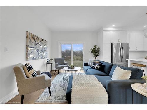 794 South Coast Drive, Peacock Point, ON - Indoor Photo Showing Living Room