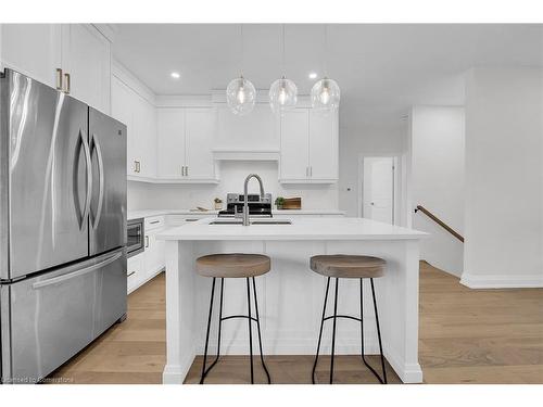 794 South Coast Drive, Peacock Point, ON - Indoor Photo Showing Kitchen