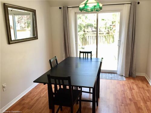 3497 Marion Court, Burlington, ON - Indoor Photo Showing Dining Room