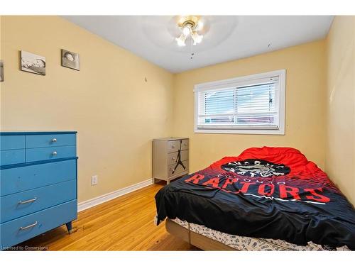 3 Broadmore Avenue, St. Catharines, ON - Indoor Photo Showing Bedroom