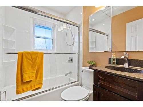 3 Broadmore Avenue, St. Catharines, ON - Indoor Photo Showing Bathroom