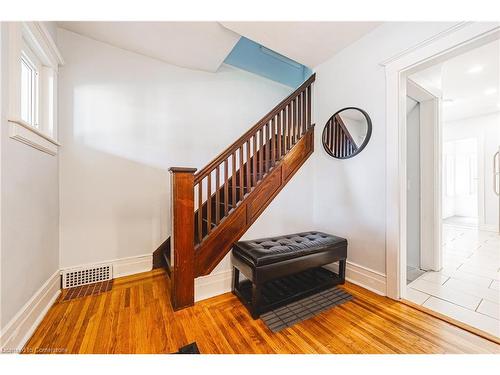 19 Belview Avenue, Hamilton, ON - Indoor Photo Showing Other Room