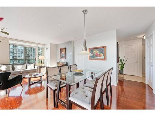 2012-335 Rathburn Road W, Peel, ON - Indoor Photo Showing Dining Room