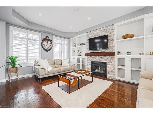 97 Chartwell Circle, Hamilton, ON - Indoor Photo Showing Living Room With Fireplace