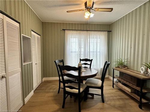 434 Alder Street E, Dunnville, ON - Indoor Photo Showing Dining Room