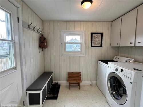 434 Alder Street E, Dunnville, ON - Indoor Photo Showing Laundry Room