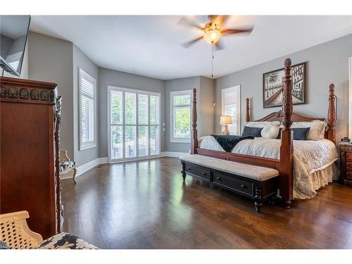 17 Mcdonald Court, Waterdown, ON - Indoor Photo Showing Bedroom