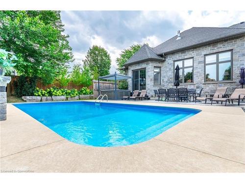 17 Mcdonald Court, Waterdown, ON - Outdoor With In Ground Pool With Deck Patio Veranda