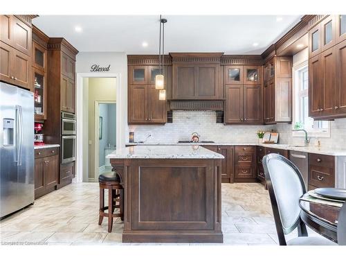 17 Mcdonald Court, Waterdown, ON - Indoor Photo Showing Kitchen