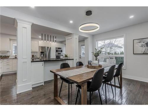 4008 Jarvis Crescent, Burlington, ON - Indoor Photo Showing Dining Room