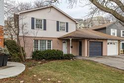 934 David Court  Burlington, ON L7T 4B3