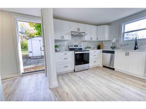 130 Clarence Street, London, ON - Indoor Photo Showing Kitchen