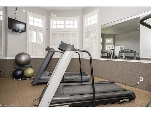 310-1800 Walkers Line, Burlington, ON - Indoor Photo Showing Gym Room