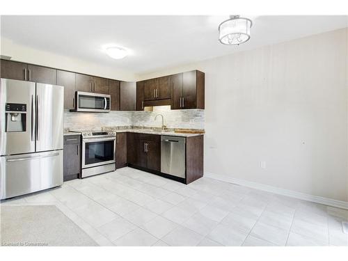 36-340 Prospect Point Road N, Ridgeway, ON - Indoor Photo Showing Kitchen