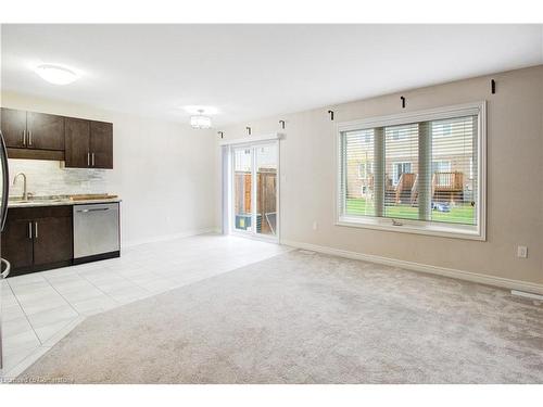 36-340 Prospect Point Road N, Ridgeway, ON - Indoor Photo Showing Kitchen