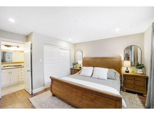 4 Morgan Drive, Caledonia, ON - Indoor Photo Showing Bedroom