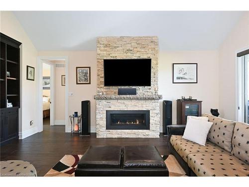 1897 Concession 8 Road W, Hamilton, ON - Indoor Photo Showing Living Room With Fireplace