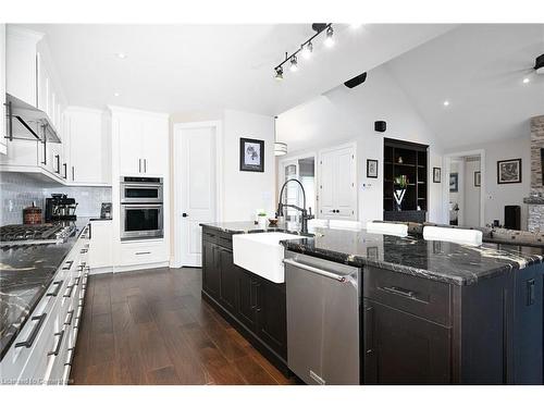 1897 Concession 8 Road W, Hamilton, ON - Indoor Photo Showing Kitchen With Upgraded Kitchen