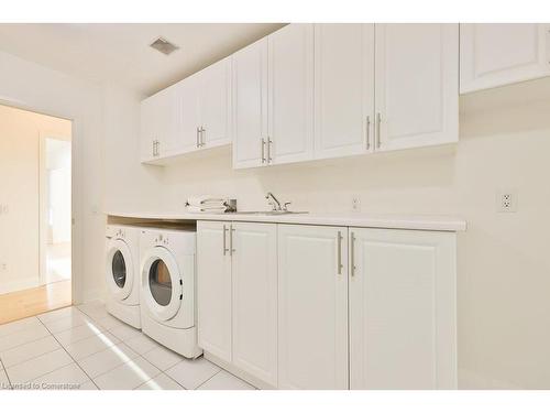 2201-1 Hurontario Street, Mississauga, ON - Indoor Photo Showing Laundry Room