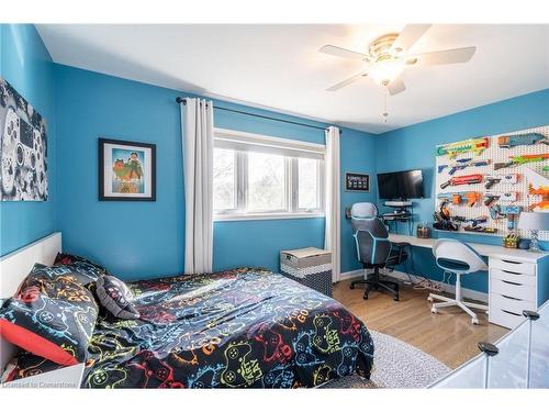 109 Main Street W, Grimsby, ON - Indoor Photo Showing Bedroom