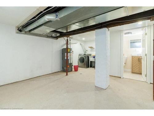 38 Fairleigh Avenue N, Hamilton, ON - Indoor Photo Showing Basement