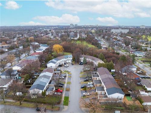 11-120 Ripley Court, Oakville, ON - Outdoor With View