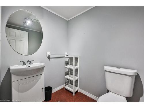 19 Tisdale Court, Kitchener, ON - Indoor Photo Showing Bathroom