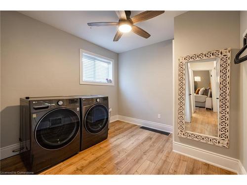 182 Huxley Avenue S, Hamilton, ON - Indoor Photo Showing Laundry Room