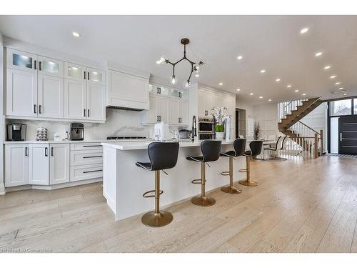 287 Cloverleaf Drive, Hamilton, ON - Indoor Photo Showing Kitchen With Upgraded Kitchen