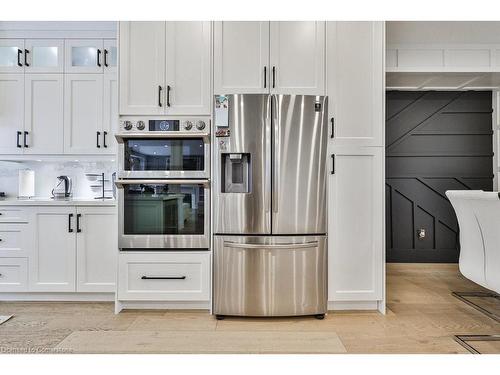 287 Cloverleaf Drive, Hamilton, ON - Indoor Photo Showing Kitchen With Stainless Steel Kitchen