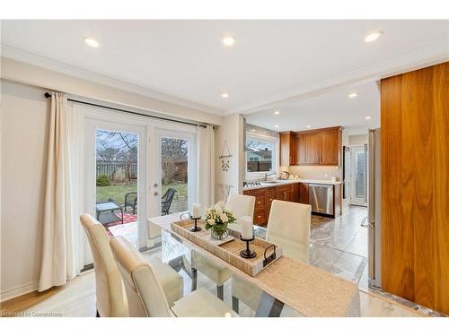 673 Inverary Road, Burlington, ON - Indoor Photo Showing Dining Room