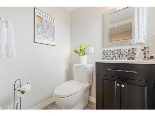 673 Inverary Road, Burlington, ON - Indoor Photo Showing Bathroom