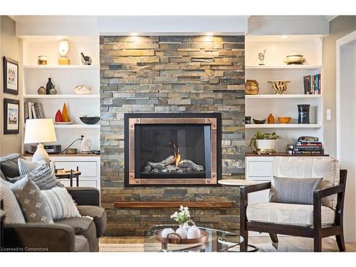 673 Inverary Road, Burlington, ON - Indoor Photo Showing Living Room With Fireplace