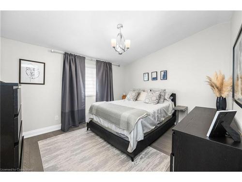 412 Norrie Crescent, Burlington, ON - Indoor Photo Showing Bedroom