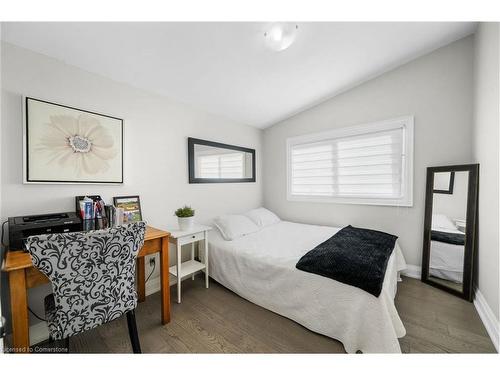 412 Norrie Crescent, Burlington, ON - Indoor Photo Showing Bedroom