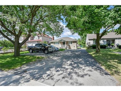 221 Gray Road, Stoney Creek, ON - Outdoor