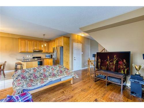 3 Springstead Avenue, Stoney Creek, ON - Indoor