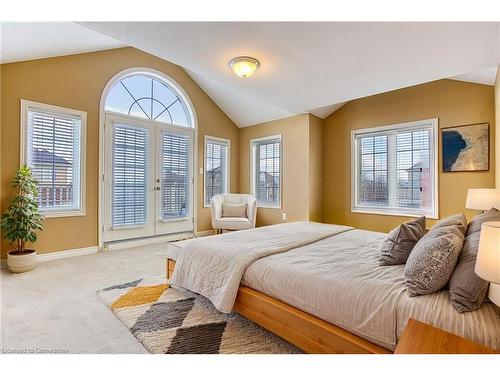 3 Springstead Avenue, Stoney Creek, ON - Indoor Photo Showing Bedroom